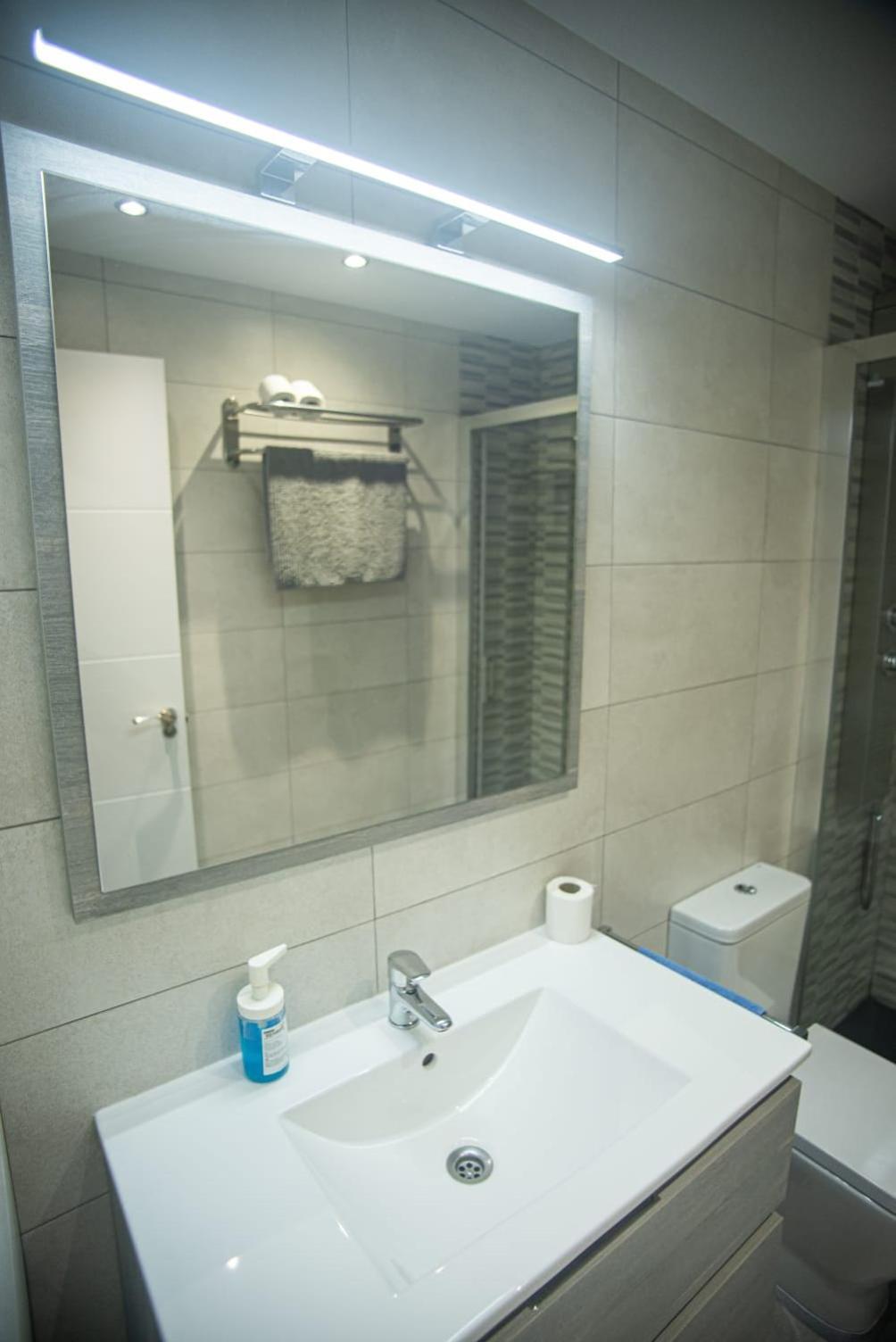 Ferienwohnung Recien Reformado Casco Historico Alcalá de Henares Exterior foto
